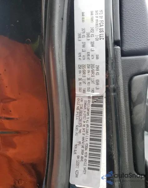 2020 Jeep Grand Cherokee Limited 4X2 z USA, uszkodzony, nr VIN 1C4RJEBG6LC201979